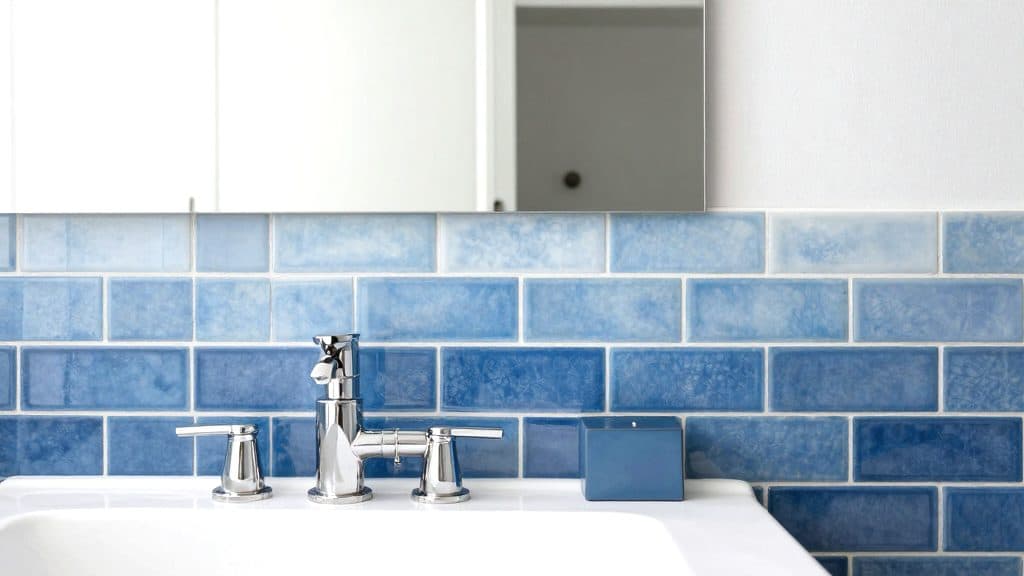 Голубая керамическая плитка 'Oceana Blue Premium'
